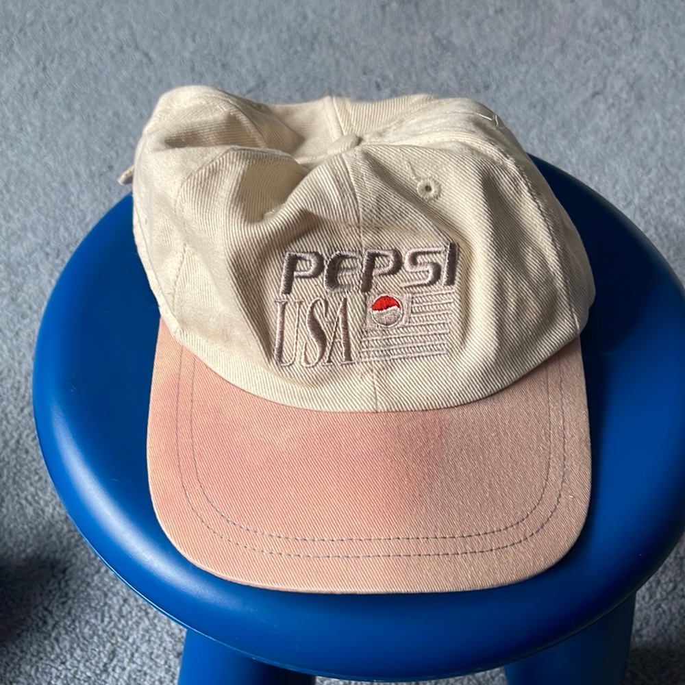 Vintage Pepsis USA baseball cap.